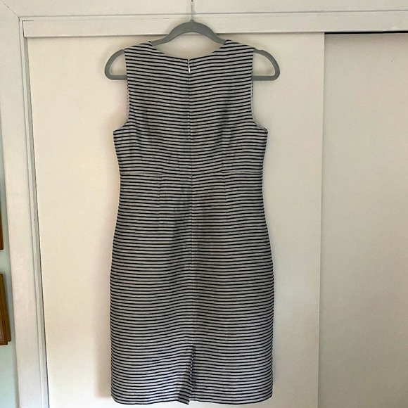 Ann Taylor Linen dress, Size 4, Navy Stripe on white - Picture 2 of 8
